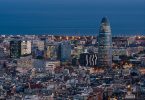 вид с высоты птичьего полета на Барселону